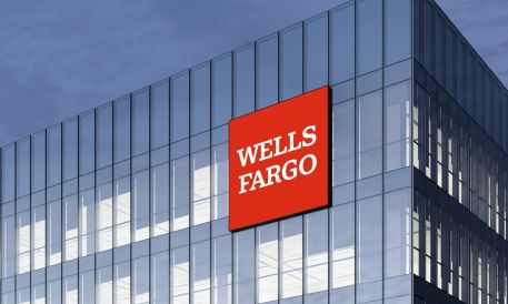Wells Fargo CFO Forecasts Rising Net Interest Income Amid Loan Gro...