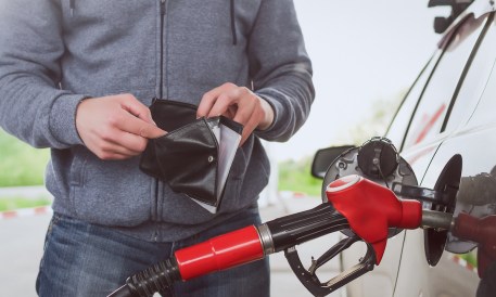 Easing Gas Prices Lift Consumer Sentiment From All-Time Low